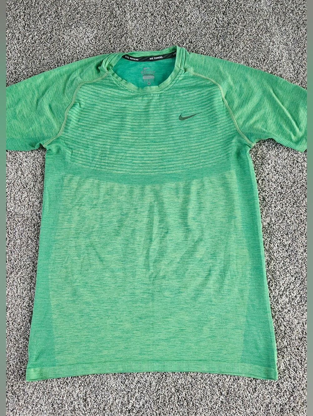 Nike Men’s Heather Green Short-Sleeve Training Tee